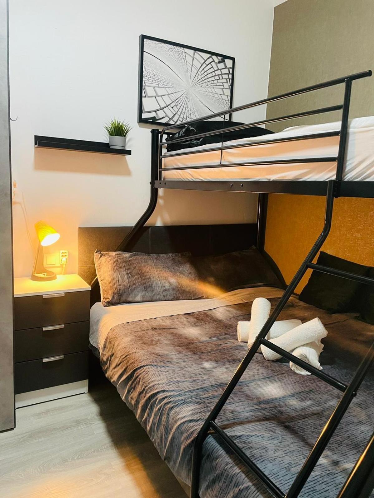 Vilapicina Rooms Barcelona Exterior photo